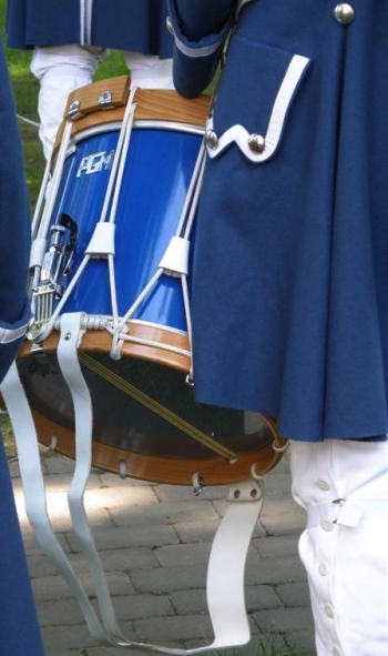 Bretelles de tambour cuir blanc (bretelles de transport)